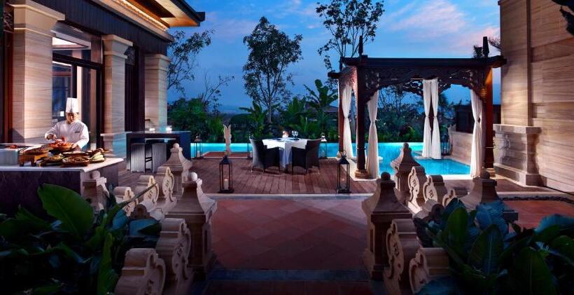 Вилла 3 Спальни с Бассейном, Wanda Vista Resort Xishuangbanna