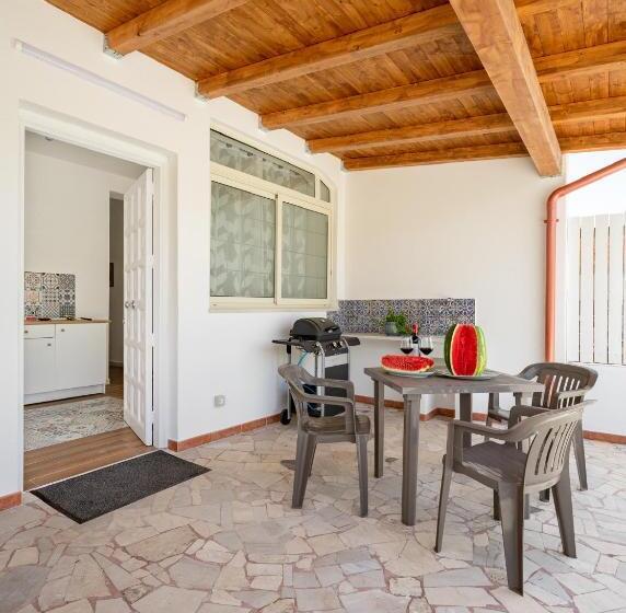 Номер Стандарт, Arricàmpati Rooms In Villa & Rent Car Airport