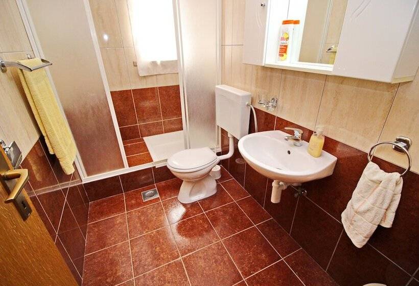 آپارتمان سوپریور 1 خوابه با چشم‌انداز دریا, Apartments Veselka