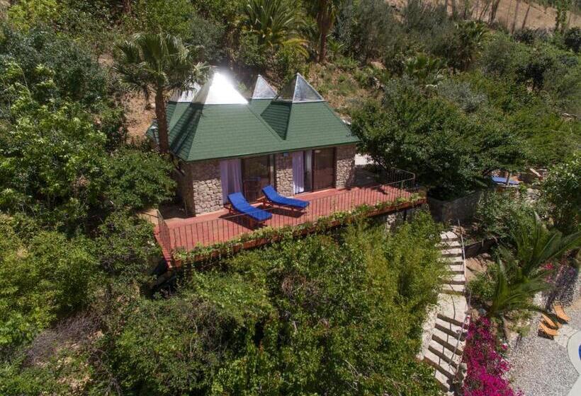 Люкс Deluxe Кровать Кинг, Cabañas Caballieri