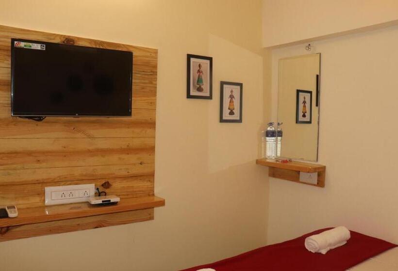 Семейный Номер Deluxe, Grand Suites Srirangam