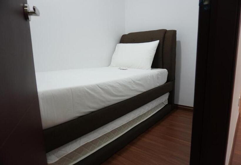 Апартаменты 3 Спальни, Luco Apartments @ Viva City Megamall