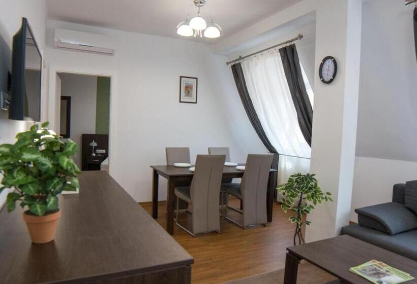 Апартаменты Deluxe 1 Спальня, Mecset Apartman