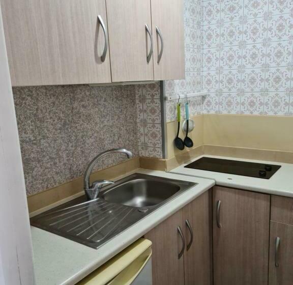 スーペリアスタジオ, Apartamentos Catalina Park