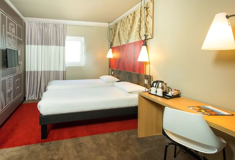 Номер Стандарт, Ibis Birmingham Bordesley Circus