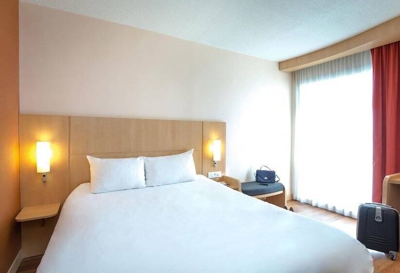 Номер Стандарт Двуспальная Кровать, Ibis Cavaillon Portes Du Luberon