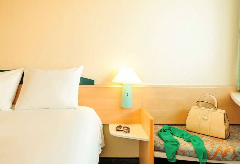 غرفة قياسية, Ibis Luebeck City