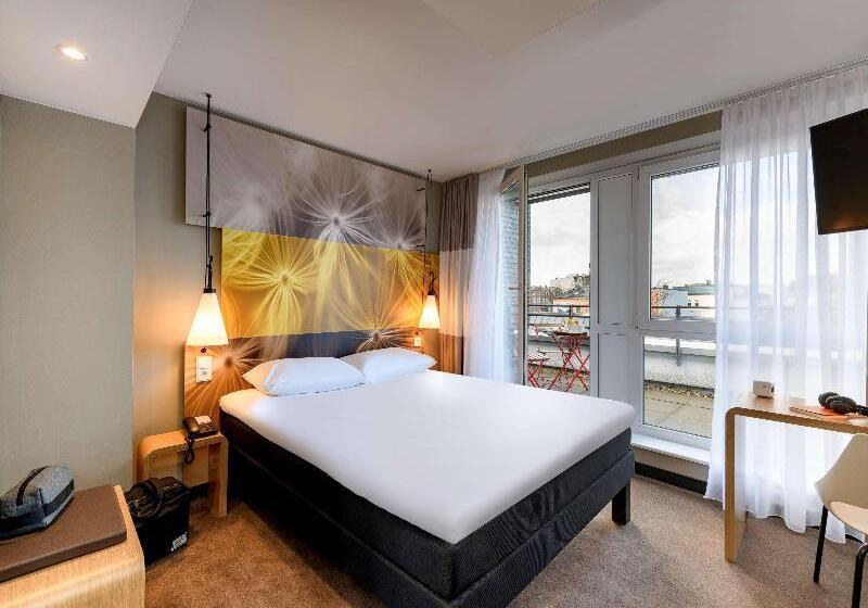 غرفة قياسية مزوَّدة بشُرفة, Ibis Luebeck City