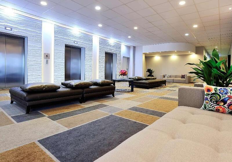 带大床的小型套房, Sofitel Warsaw Victoria