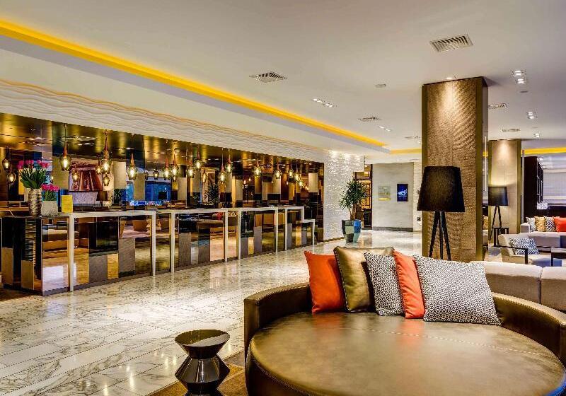 Junior Suite King Size Bed, Sofitel Warsaw Victoria