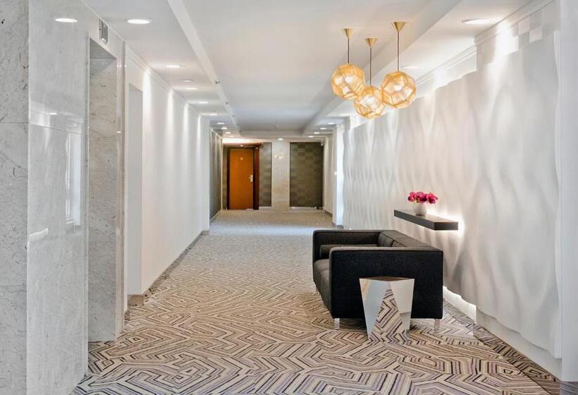 带大床的高级房间, Sofitel Warsaw Victoria