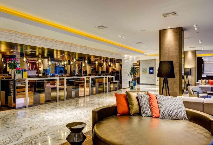Superior Szoba, Sofitel Warsaw Victoria