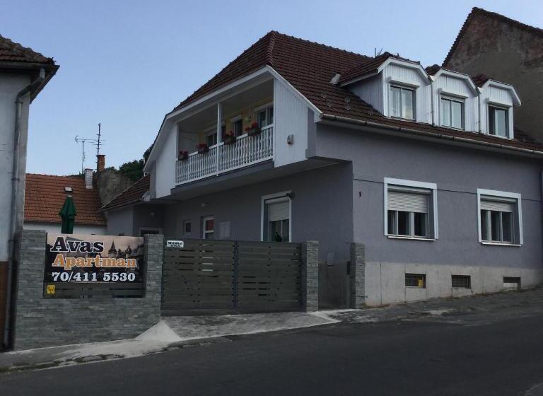 Четырехместный Номер Стандарт, Avas Apartman