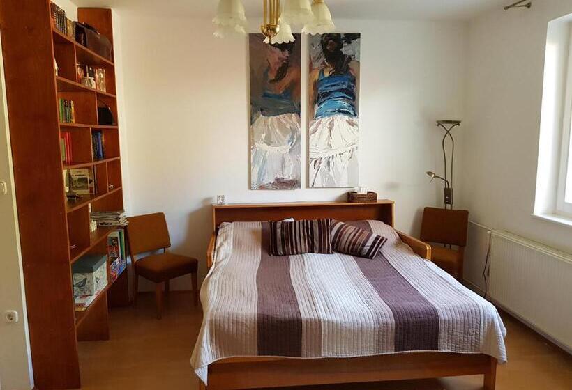 带3个卧室的公寓, Farkaskő Vendégház