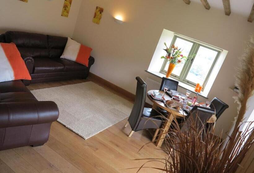 Дом 2 Спальни, Hopeend Holidays Cottage