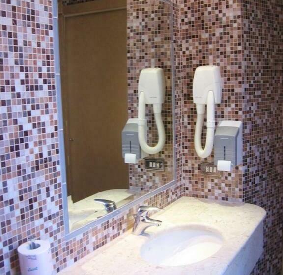 Quarto superior, Aphrodite