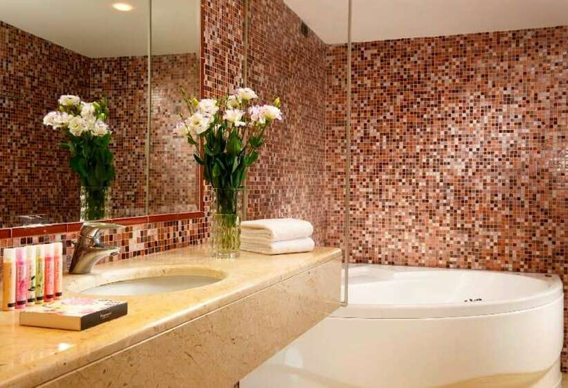 Quarto deluxe com hidromassagem, Aphrodite