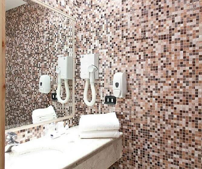 Quarto Classe Business, Aphrodite