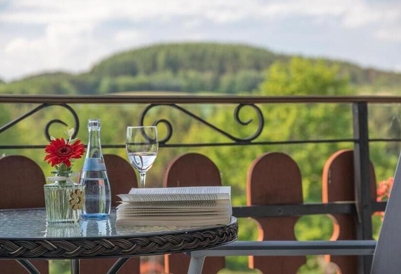 Номер Стандарт с Балконом, Landhaus Heimisch Bed & Breakfast