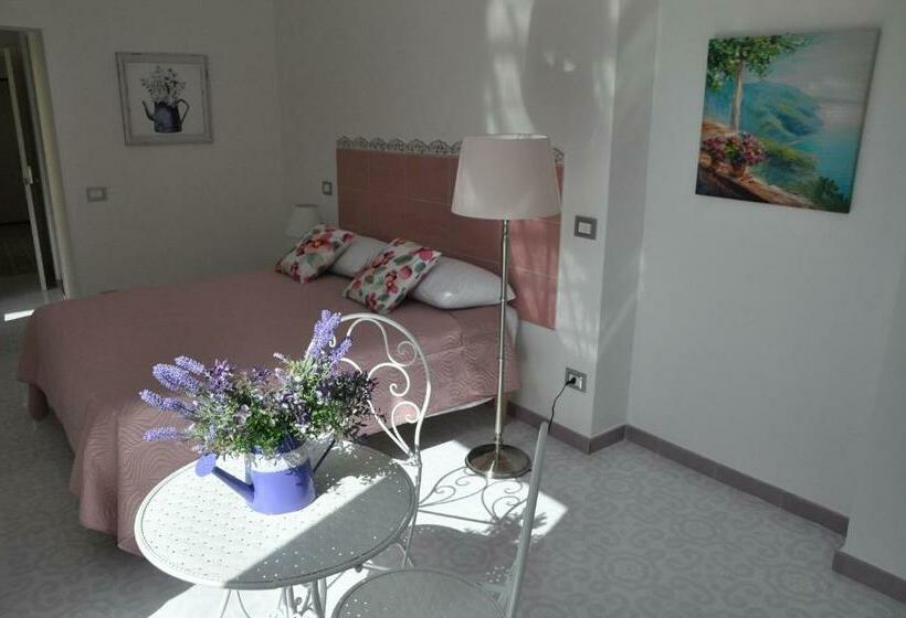 اتاق لوکس با بالکن, Salerno Costa D Amalfi Suite