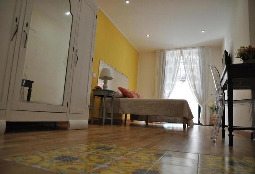 اتاق لوکس با بالکن, Salerno Costa D Amalfi Suite