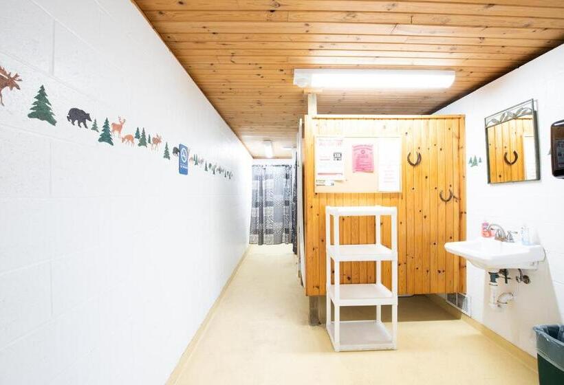 Номер Стандарт, Spur Of The Moment Ranch