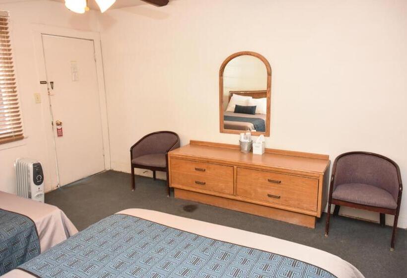 Номер Стандарт, Panamint Springs Motel & Tents