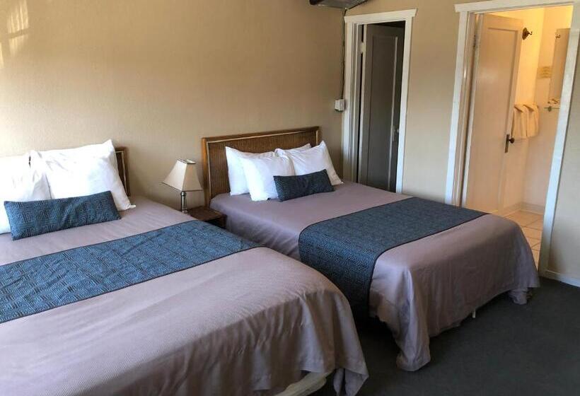 Номер Стандарт, Panamint Springs Motel & Tents