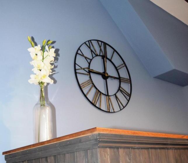 Стандартный Номер Кровать Кинг, The Clock House