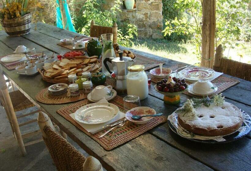 ガーデンビュースタンダードルーム, Nocini Di Maremma