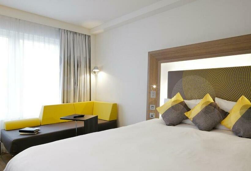 Номер Superior, Novotel London Bridge