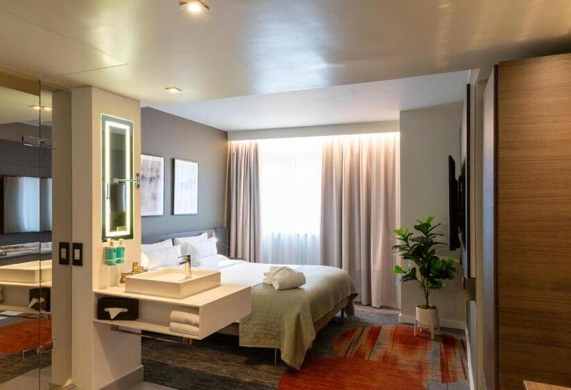 Люкс, Novotel London Bridge