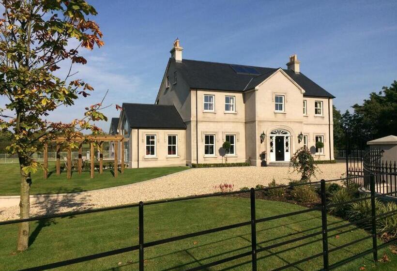 Семейный Номер, Ashbrook House B&b