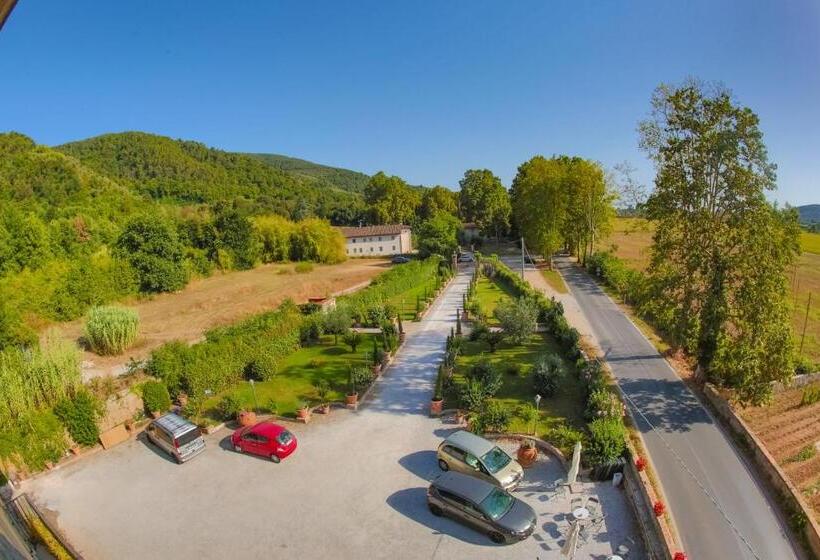 Люкс с гидромассажем, Relais Villa Poschi