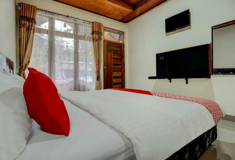 Семейный Номер Deluxe, Oyo 3202 Hans Homestay