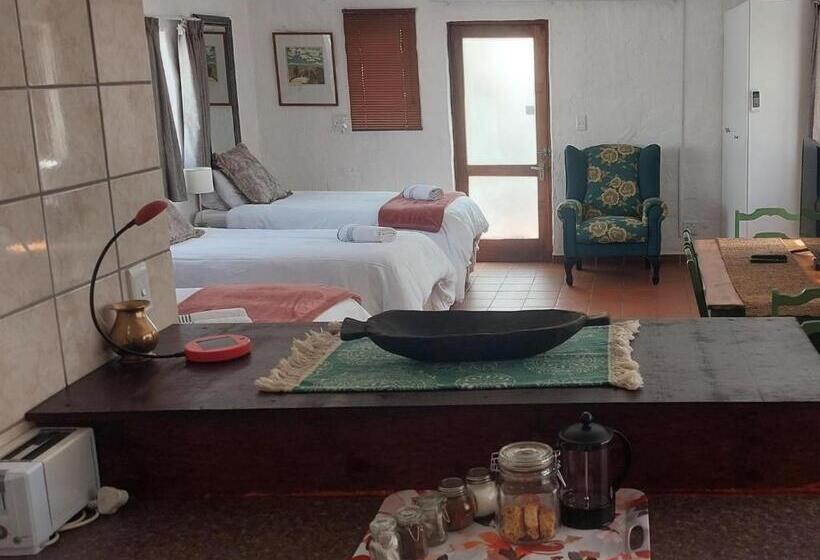 Семейное Студио, Geluksdam Guest House
