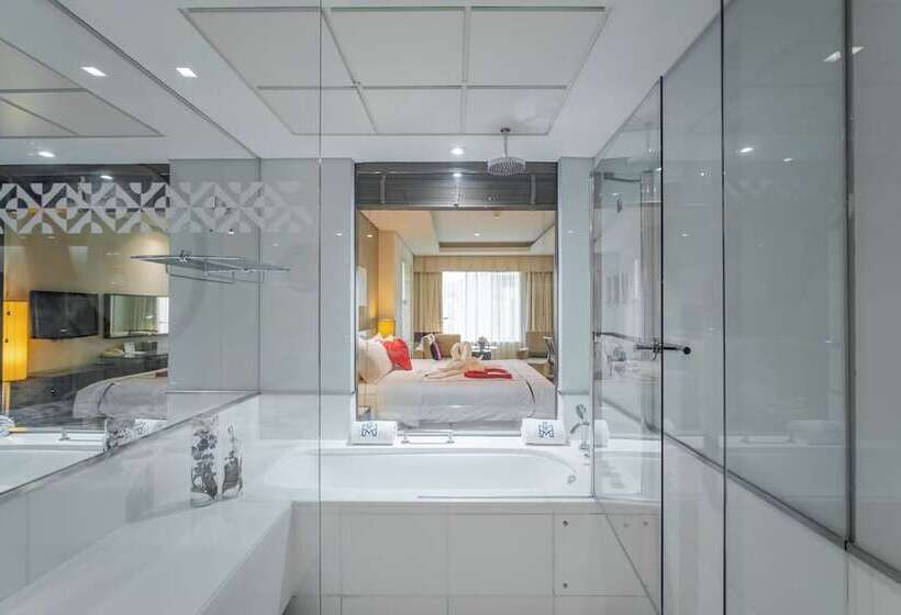 Люкс, Majestic Premier Hotel Burdubai