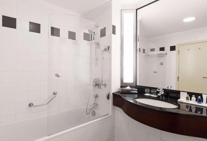اتاق استاندارد, Radisson Blu Carlton Hotel, Bratislava