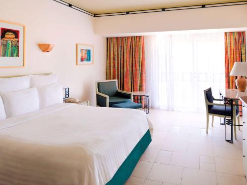 اتاق استاندارد با تخت بزرگ, Naama Bay Promenade Beach Resort Managed by Accor
