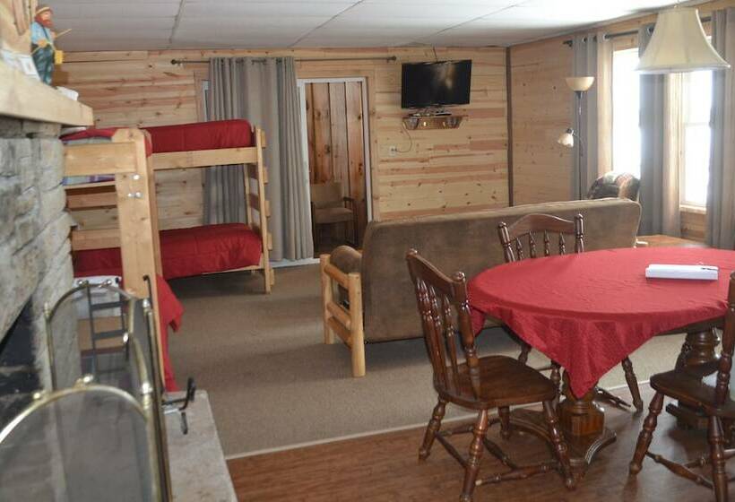 Апартаменты Deluxe 1 Спальня, Aj S Lodge And Oven