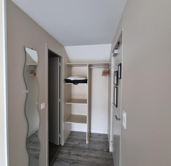 Семейный Номер Вид на Сад, Hôtel Vauban