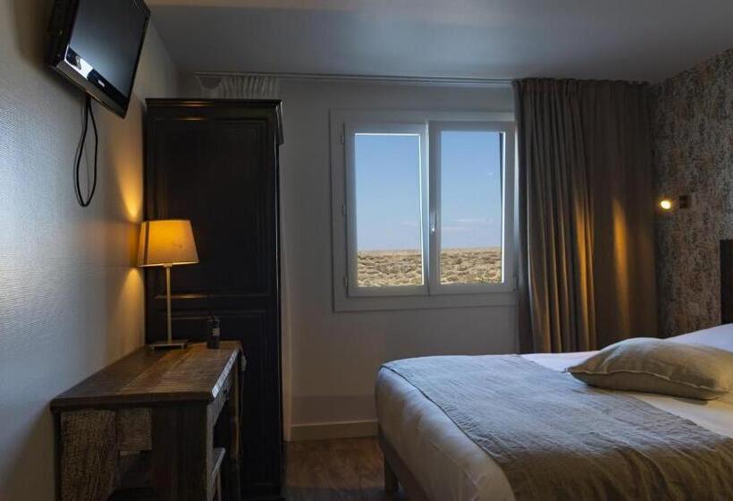 Стандартный Номер Нижний Этаж, Hôtel Vauban
