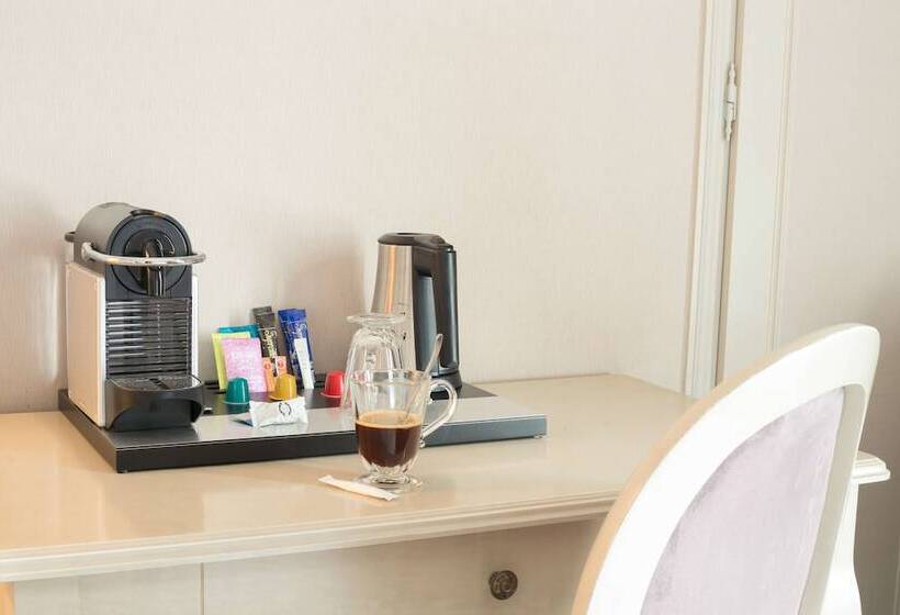 اتاق سوپریور با چشم‌انداز رودخانه, Hôtel Le Maxime   Best Western Signature Collection