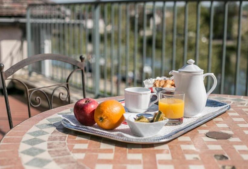 سوئیت با تخت بزرگ, Hôtel Le Maxime   Best Western Signature Collection