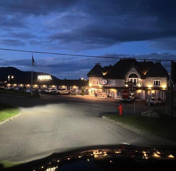 Четырехместный Номер Стандарт Вид на Море, Motel Belvédère