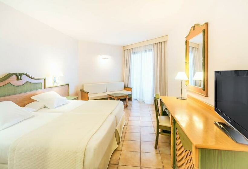 חדר משפחתי מקשר, Iberostar Waves Playa Gaviotas - All Inclusive