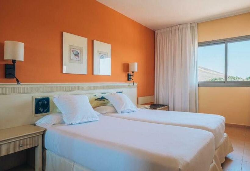 جناح جونيور ذو إطلالة جانبية على البحر, Iberostar Waves Gaviotas Park - All Inclusive