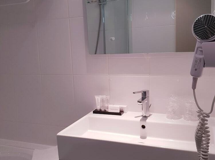 اتاق استاندارد یک نفره, Logis Hôtel Les Tuileries