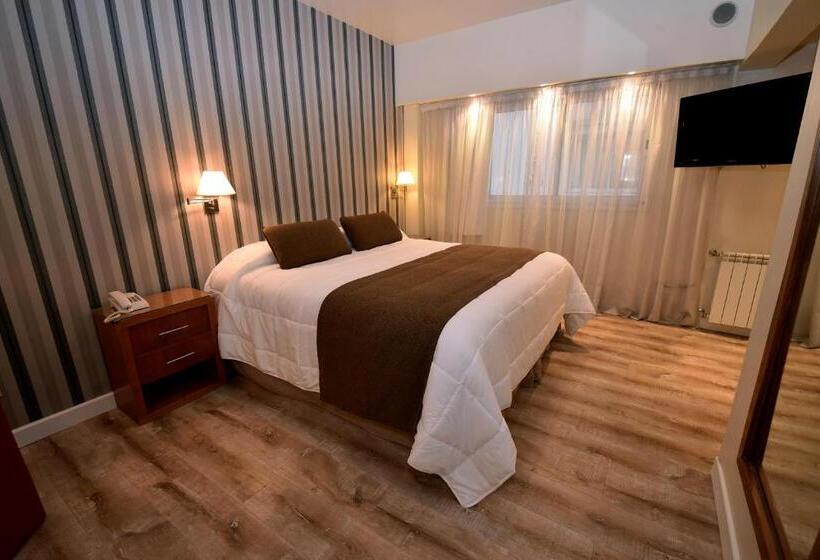 סוויטת קומפורט, Gran Hotel Skorpios