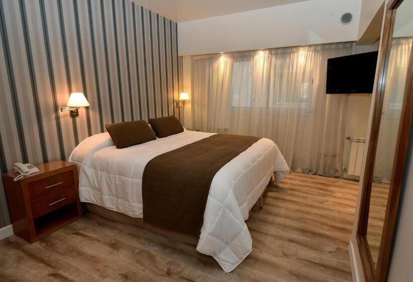 סוויטת קומפורט, Gran Hotel Skorpios